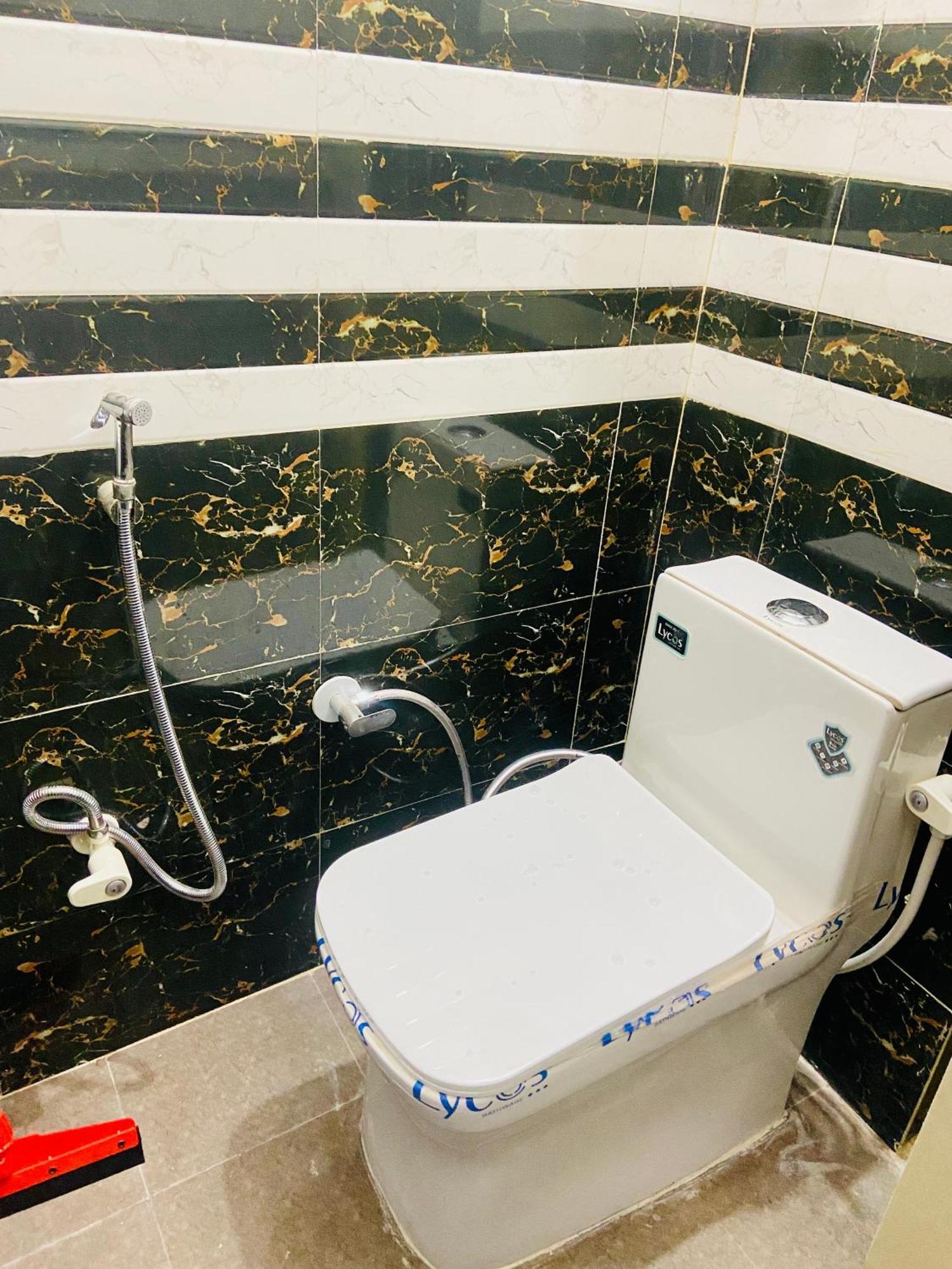 Nirupam Sadan Homestay Vrindāvan Екстериор снимка